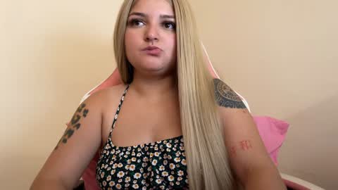 Snapshot of amandhaaa chatting on 18, 1, 2025 Amandha online show from 18, 1, 2025