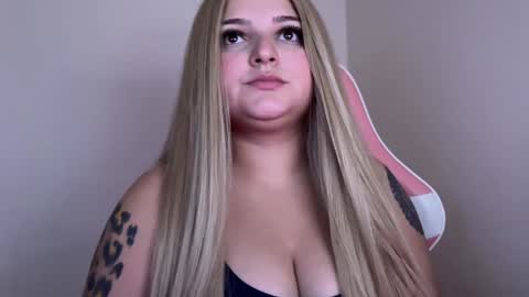 Snapshot of amandhaaa chatting on 28, 1, 2025 Amandha online show from 28, 1, 2025