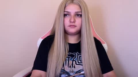Snapshot of amandhaaa chatting on 5, 2, 2025 Amandha online show from 5, 2, 2025