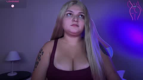 Snapshot of amandhaaa chatting on 2, 3, 2025 Amandha online show from 2, 3, 2025