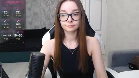 Mila online show from 17, 2, 2025