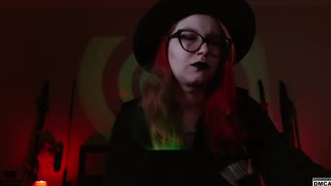 Snapshot of amanita__pantherina chatting on 18, 12, 2024 Goddess Amanita online show from 18, 12, 2024