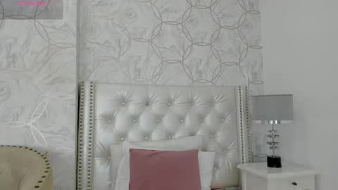 amara_rousse online show from 18, 10, 2025