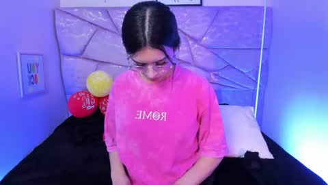 amara velle  online show from 30, 6, 2026