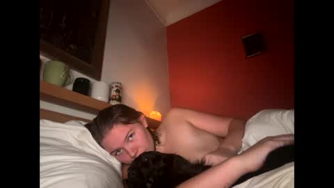 Amara Elise online show from 28, 2, 2025