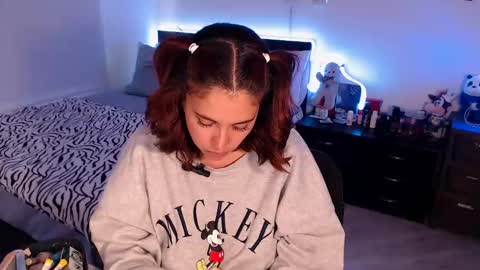 Mila  online show from 30, 1, 2025