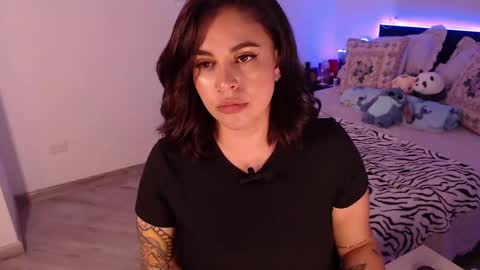 Mila  online show from 28, 2, 2025