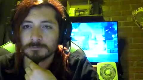 Snapshot of amaru_bf_experience chatting on 1, 12, 2025 Amaru online show from 1, 12, 2025