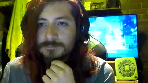 Snapshot of amaru_bf_experience chatting on 2, 12, 2025 Amaru online show from 2, 12, 2025