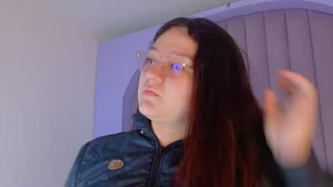 Snapshot of amatistasky__ chatting on 4, 8, 2026 AMATISTA online show from 4, 8, 2026