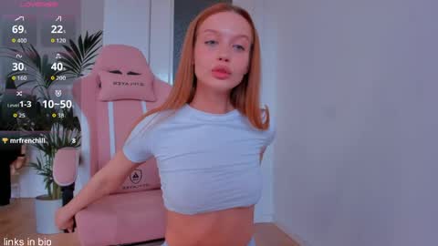 Snapshot of amazing_roxana chatting on 1, 6, 2026 Roxy online show from 1, 6, 2026