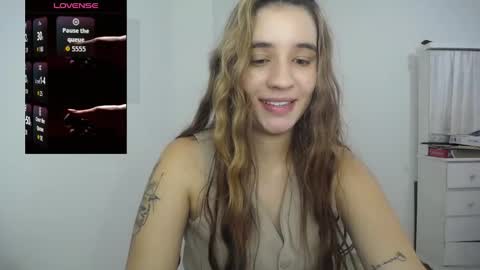 Snapshot of ambar_lynn chatting on 16, 10, 2025 mbar online show from 16, 10, 2025