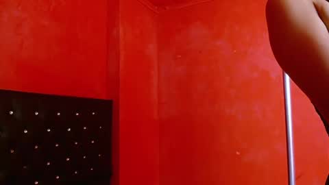 Snapshot of ambar_roux1 chatting on 6, 3, 2025 ambar_roux1 online show from 6, 3, 2025