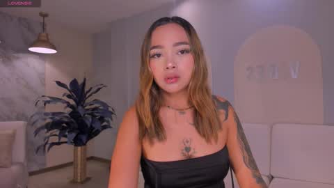 ambarowens online show from 8, 1, 2026