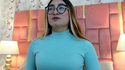 AmbarSantany  online show from 3, 11, 2025