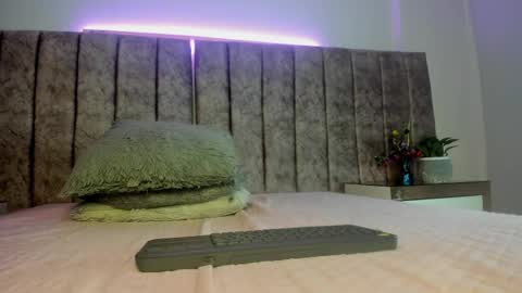  Amber  online show from 24, 4, 2026