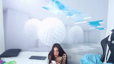 Snapshot of ambel_rose chatting on 8, 3, 2025 ambel_rose online show from 8, 3, 2025