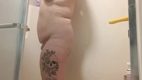 Snapshot of amber38dd chatting on 2, 5, 2026 amber38dd online show from 2, 5, 2026