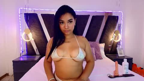 Snapshot of amber__jhonson_ chatting on 10, 6, 2026 Amber online show from 10, 6, 2026