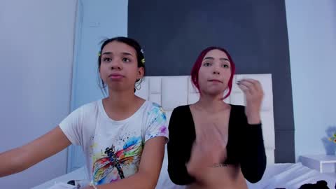 Snapshot of amber_and_suzane chatting on 24, 12, 2024 Amber And Suzane Amber HAIR RED Suzane HAIR BROWN online show from 24, 12, 2024