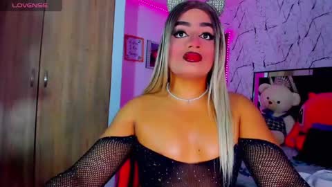Snapshot of amber_bigcum chatting on 9, 8, 2026 Amber sofia pitter online show from 9, 8, 2026