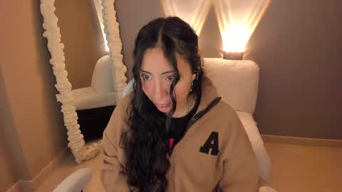 amber_curly online show from 27, 2, 2025