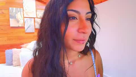 amber_curly online show from 1, 10, 2025