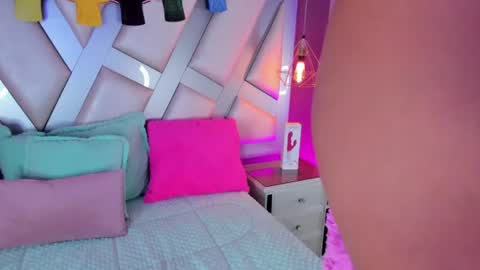 Snapshot of amber_villalobos chatting on 25, 6, 2026 Tell me Amber online show from 25, 6, 2026
