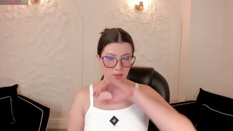 Snapshot of amberfarrell chatting on 23, 6, 2026 Amber online show from 23, 6, 2026