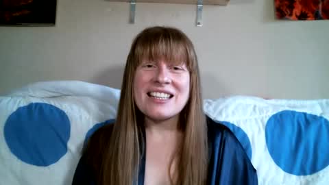Snapshot of amberglo chatting on 26, 4, 2026 Amberglo Anderson online show from 26, 4, 2026