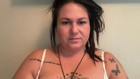 Snapshot of ambermoss7 chatting on 1, 11, 2025 ambermoss7 online show from 1, 11, 2025