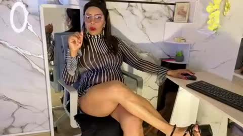 Snapshot of ambernix chatting on 21, 7, 2026 online show from 21, 7, 2026