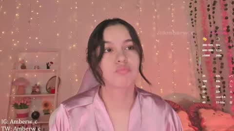 Snapshot of amberw_c chatting on 27, 11, 2025 IG - TW Amberw c online show from 27, 11, 2025