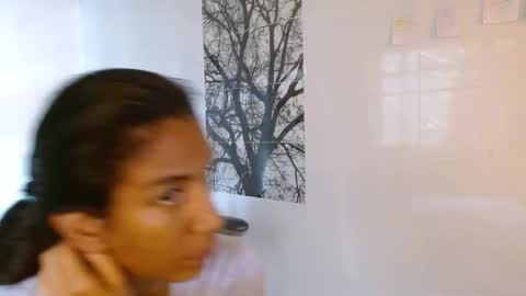 amelia  online show from 17, 4, 2026