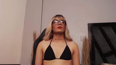 AMELIA  online show from 8, 11, 2025