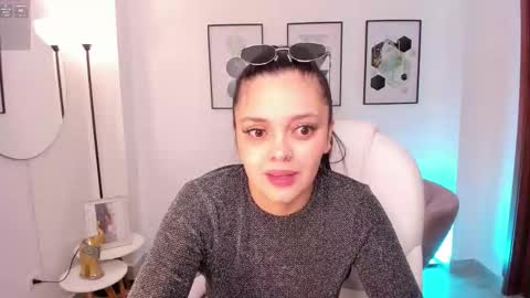 amelia online show from 21, 9, 2025