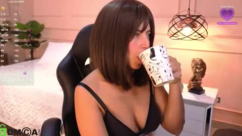 AMELIA online show from 4, 2, 2026