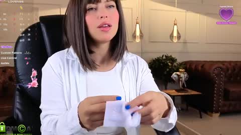 AMELIA online show from 5, 4, 2026