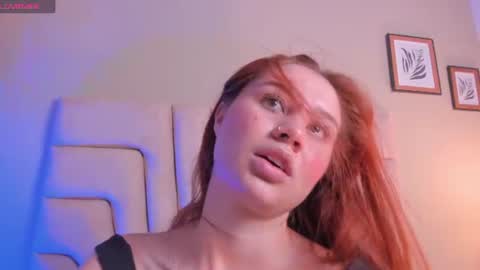 Snapshot of amelia_saenz_ chatting on 13, 7, 2026 Amelia online show from 13, 7, 2026