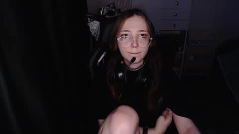Snapshot of ameliakamishiro chatting on 18, 12, 2025 Amelia online show from 18, 12, 2025