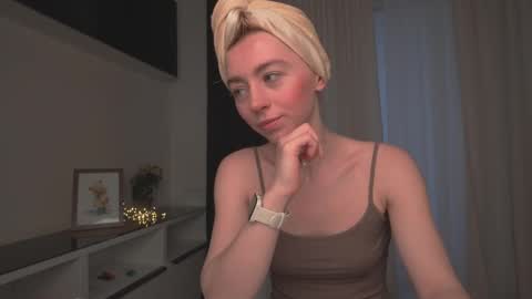 Snapshot of ameliamber0 chatting on 25, 1, 2025 Amelia online show from 25, 1, 2025