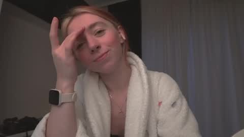 Snapshot of ameliamber0 chatting on 7, 2, 2025 Amelia online show from 7, 2, 2025