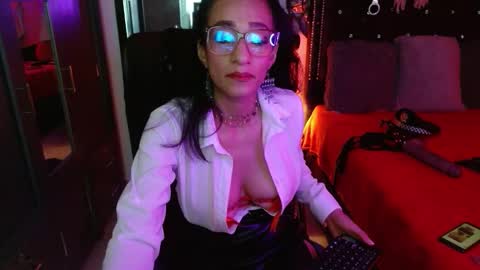 amelie__martinez online show from 2, 12, 2025