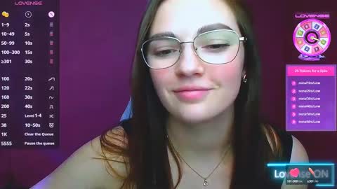 Snapshot of amelie_jackson_ chatting on 13, 12, 2024 Amelie online show from 13, 12, 2024