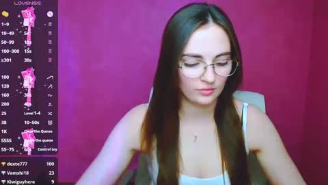 Snapshot of amelie_jackson_ chatting on 5, 1, 2025 Amelie online show from 5, 1, 2025