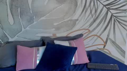 Snapshot of amelie_noir chatting on 14, 10, 2025 Amelie online show from 14, 10, 2025