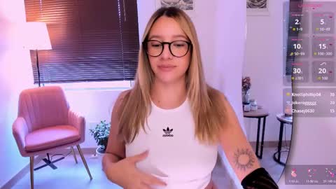 Amelie Graham online show from 24, 11, 2025