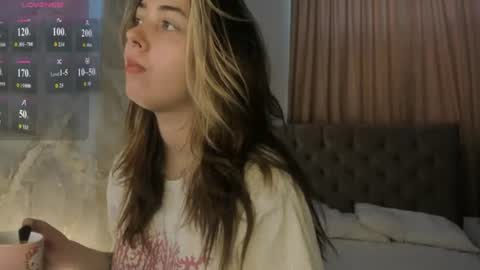 Snapshot of ameliia_castro chatting on 25, 7, 2026 Ameliia castro online show from 25, 7, 2026