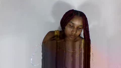 amelisy20005 online show from 27, 3, 2026