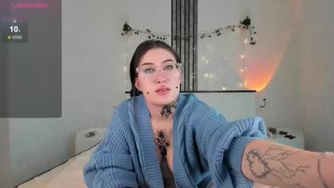 Aylin  online show from 28, 2, 2025